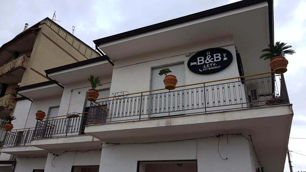 B & B Leti Battipaglia Eksteriør bilde