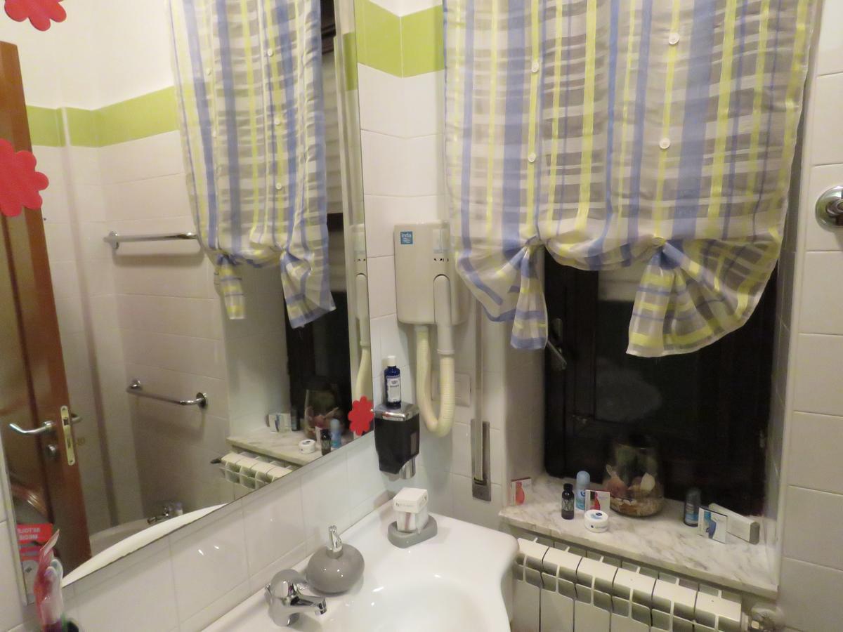 B & B Leti Battipaglia Eksteriør bilde